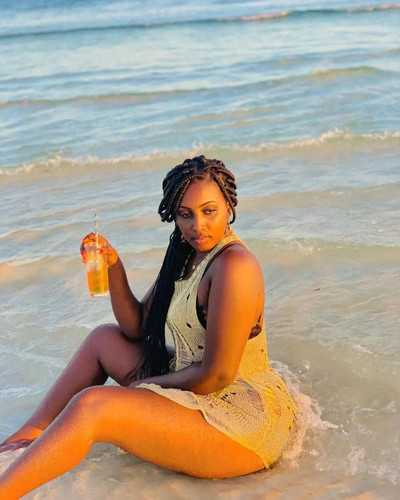 Bold and Beautiful vol 3